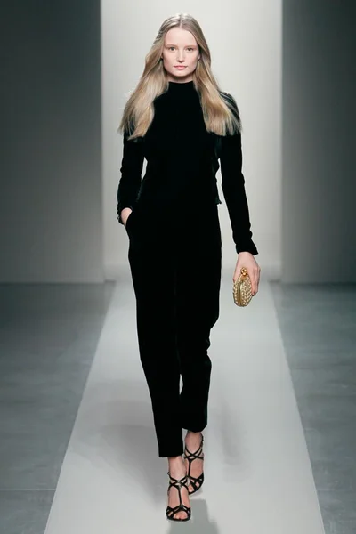 Look 33